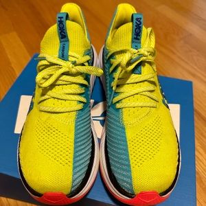 HOKA women's Carbon X 3 size 8.5 B